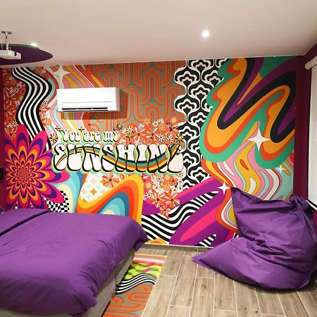 Capsule Groovy-Jacuzzi-Sauna-Billard-Netflix- Nintendo Switch & Jeux Mons  Exterior foto