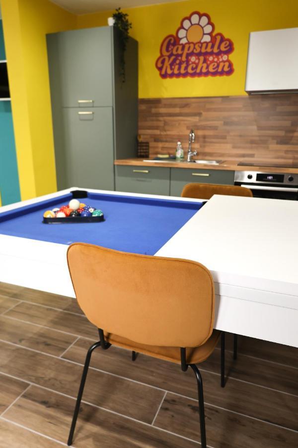 Capsule Groovy-Jacuzzi-Sauna-Billard-Netflix- Nintendo Switch & Jeux Mons  Exterior foto